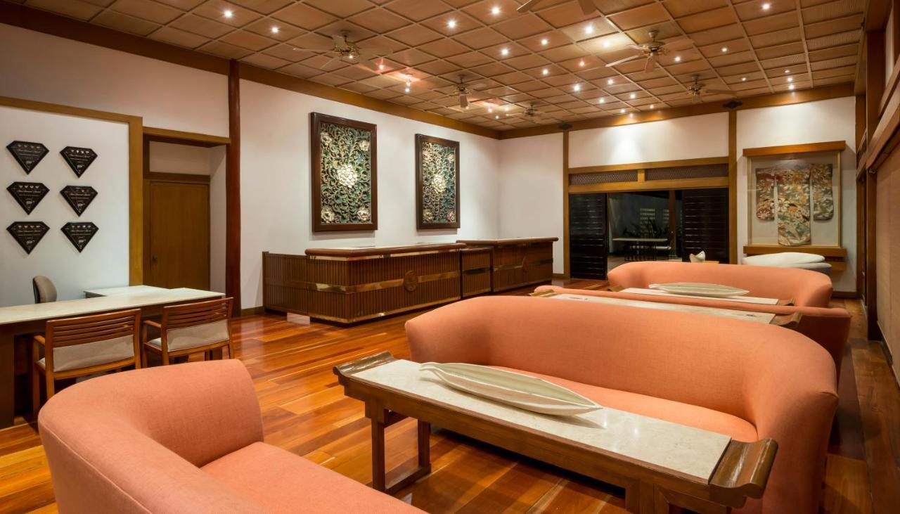 Grand Fiesta Americana Sumiya Cuernavaca Exterior photo The interior of the lounge