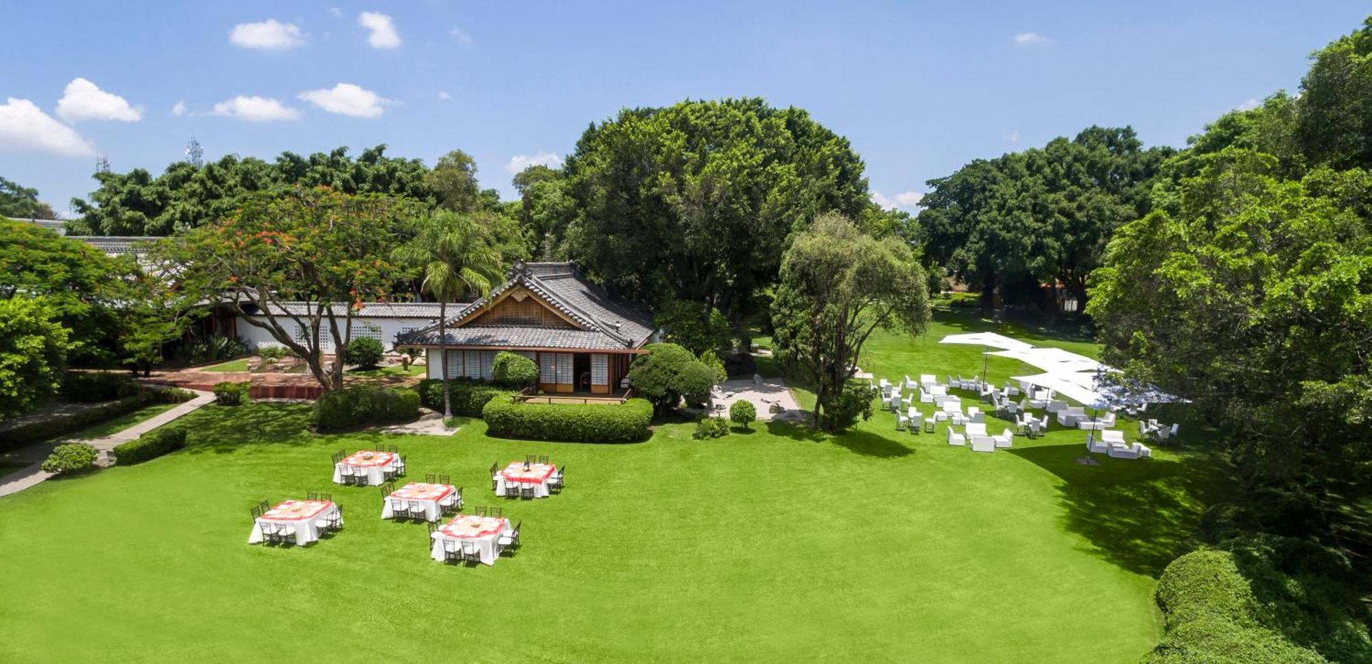 Grand Fiesta Americana Sumiya Cuernavaca Exterior photo The Japanese garden
